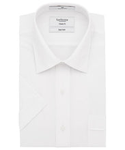 Van Heusen Gents Polyester/cotton Solid Dyed Poplin Classic Fit Shirt